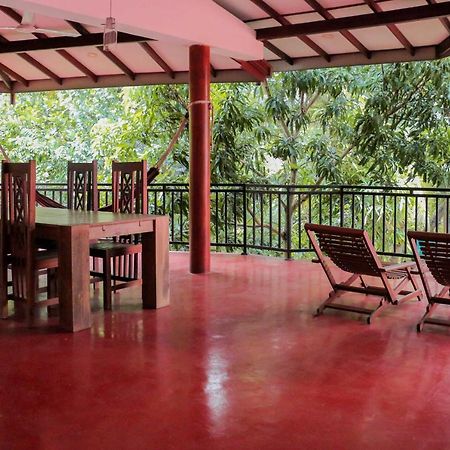 Julia Safari Inn ティッサマハーラーマ エクステリア 写真